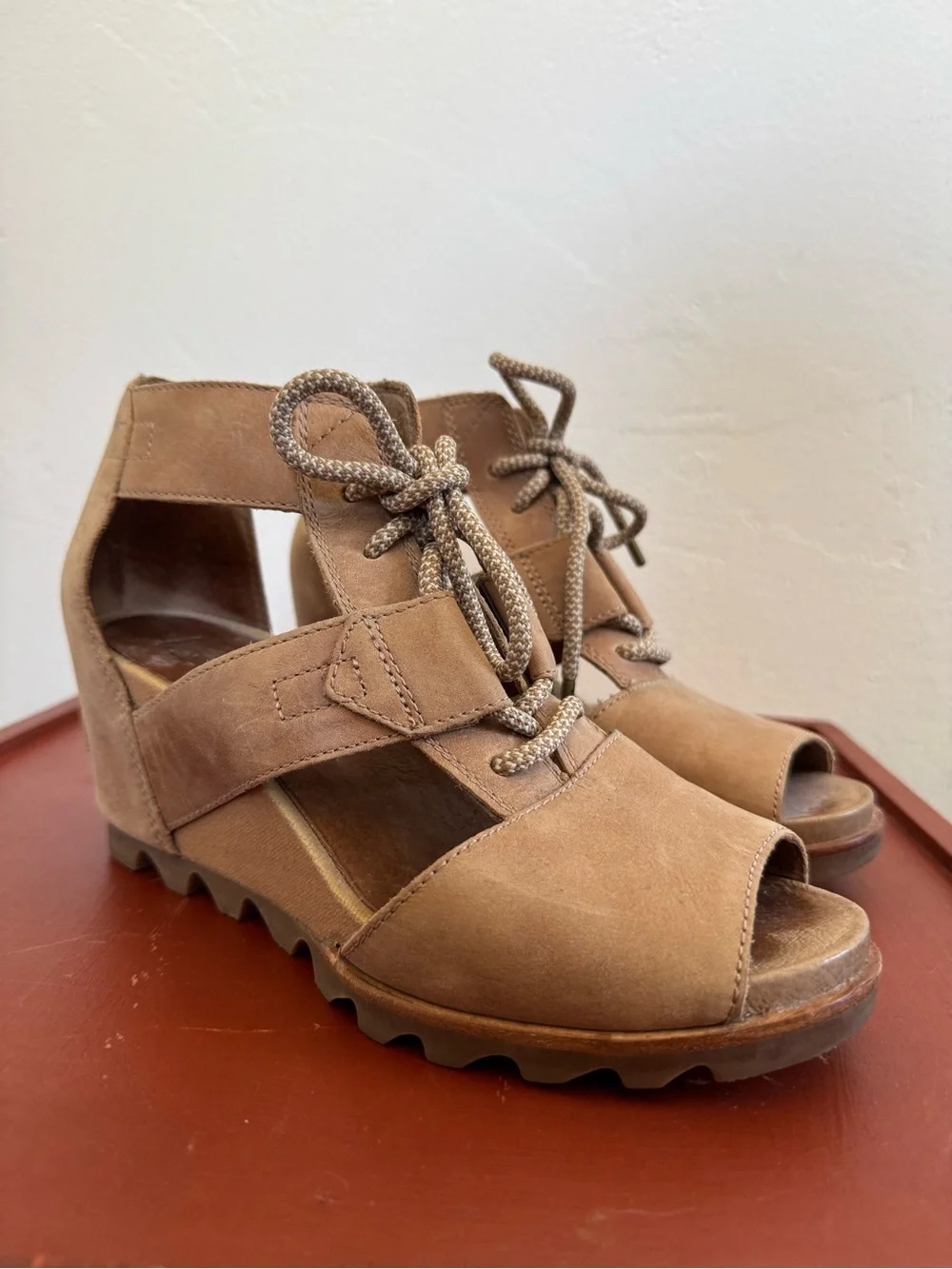 Sorel Joanie Full Grain Leather Lace Up Wedge Open Toe Sandals Tan Brown